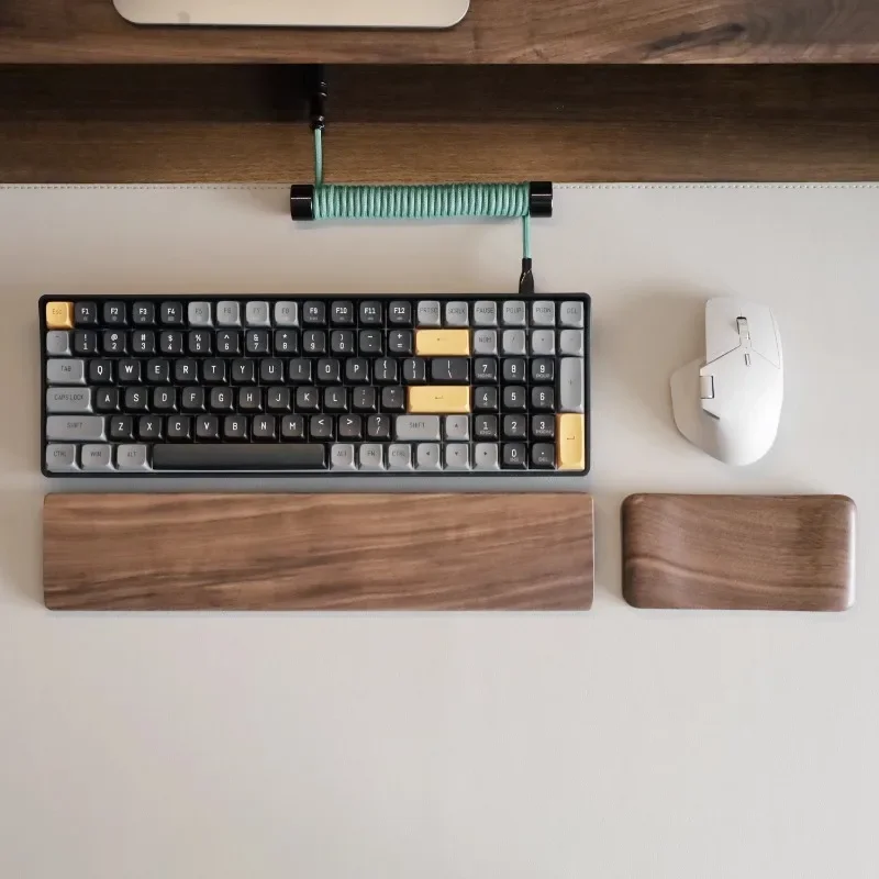 Podpórka pod dłoń z drewna orz – Wrist Rest Wood recenzja i cena