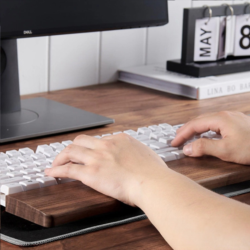 Uchwyt na klawiaturę z litego  – Wrist Rest Wood recenzja i cena